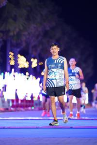 BIB: 4303
                            <button type="button" onclick="openModal(22834018)" class="btn btn-primary btn-sm float-right btn-popup" data-toggle="modal" data-target=".modal-high-quality">
                        <i class="fas fa-shopping-cart"></i> Add to Cart
                    </button>
                                            <button type="button" onclick="isThisMe(22834018, true)" class="btn btn-success btn-sm float-right btn-popup btn-isme hidden" data-toggle="tooltip" data-placement="bottom" title="นี่คือรูปของคุณใช่ไหม คลิกที่นี่เพื่อเอาเข้าอัลบั้ม">
                        <i class="fas fa-plus"></i> Add to album
                    </button>
                    <button type="button" onclick="isThisMe(22834018, false)" class="btn btn-warning btn-sm float-right btn-popup btn-isnotme hidden">
                        <i class="fas fa-ban"></i> Remove from album
                    </button>